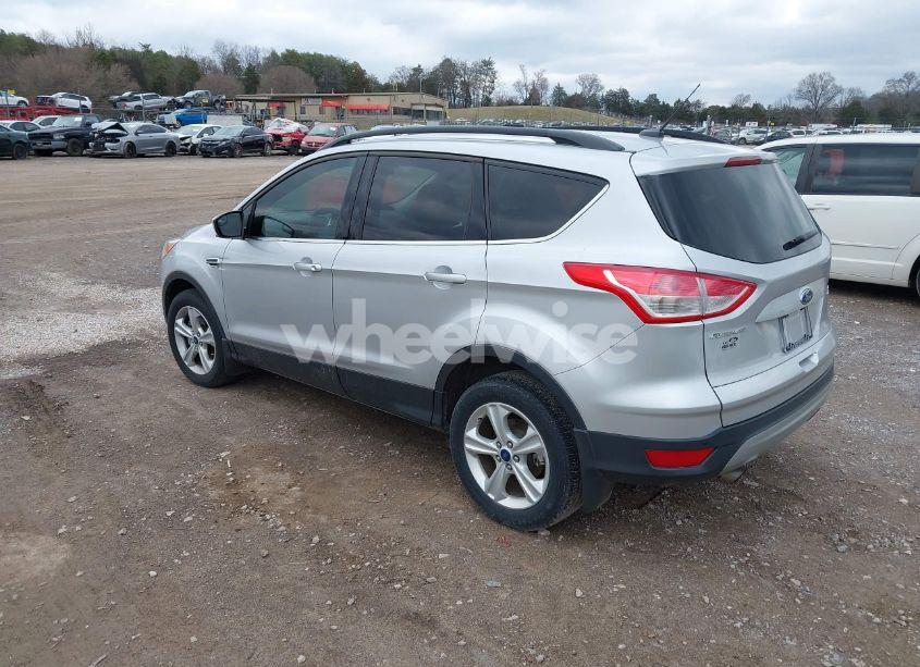 Photo 3 of 2016 Ford Escape SE (VIN 1FMCU9G93GUC50745)