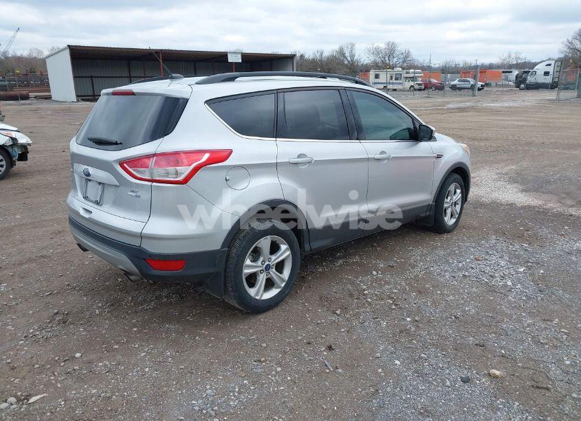 Photo 4 of 2016 Ford Escape SE (VIN 1FMCU9G93GUC50745)