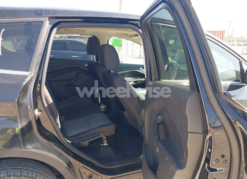 Photo 8 of 2017 Ford Escape SE (VIN 1FMCU9G93HUA28692)