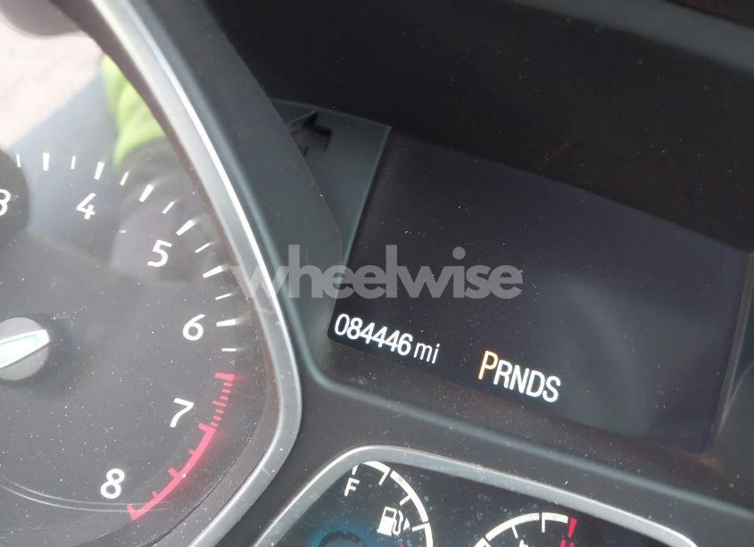 Photo 16 of 2017 Ford Escape SE (VIN 1FMCU9G93HUA74085)