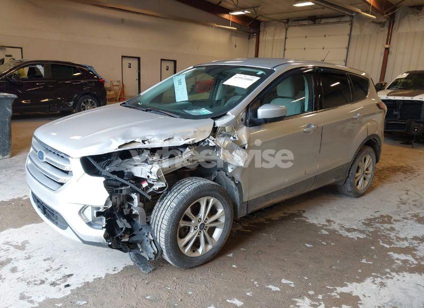 Photo 2 of 2017 Ford Escape SE (VIN 1FMCU9G93HUB30994)