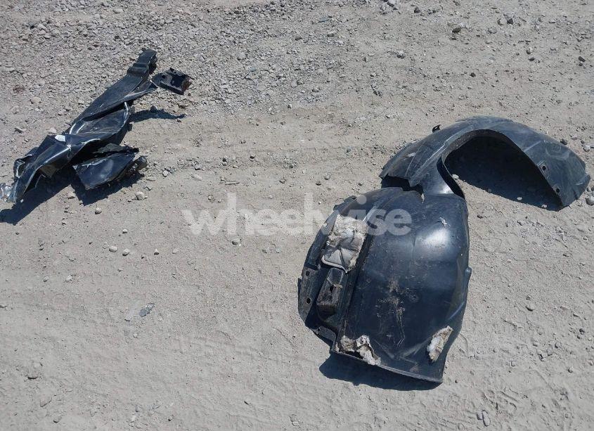 Photo 12 of 2017 Ford Escape SE (VIN 1FMCU9G93HUC88980)