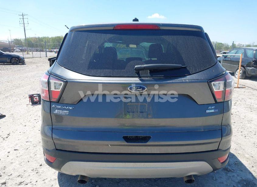 Photo 17 of 2017 Ford Escape SE (VIN 1FMCU9G93HUC88980)