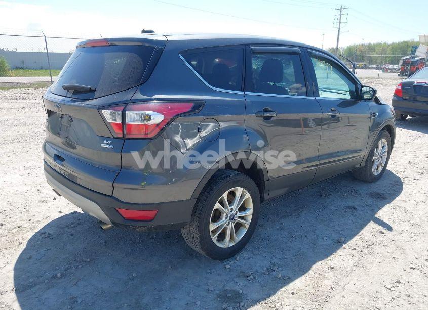 Photo 4 of 2017 Ford Escape SE (VIN 1FMCU9G93HUC88980)