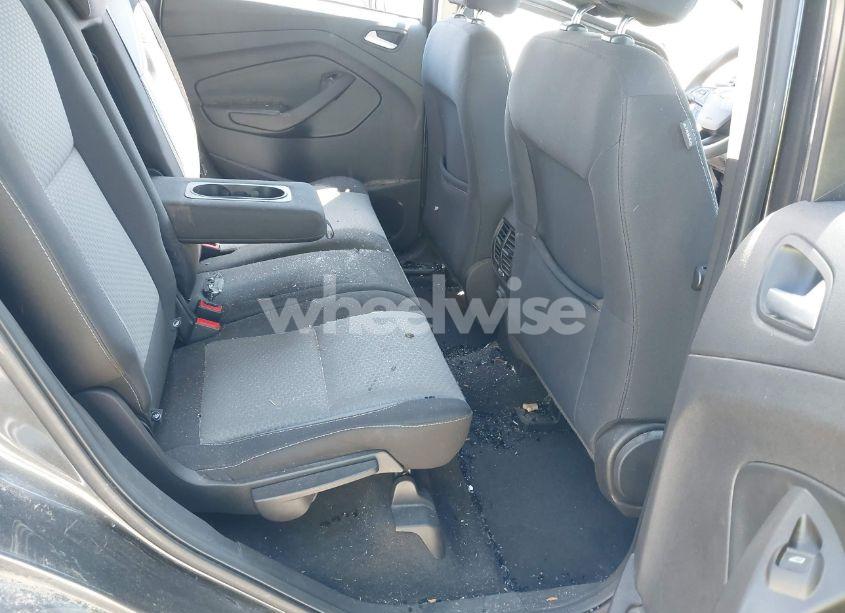 Photo 8 of 2017 Ford Escape SE (VIN 1FMCU9G93HUC88980)