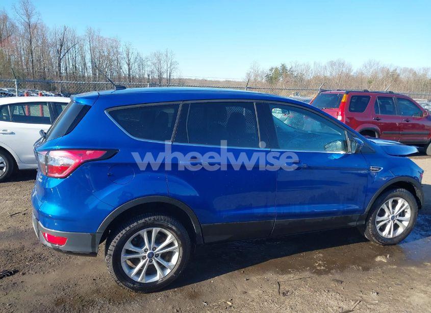 Photo 14 of 2017 Ford Escape SE (VIN 1FMCU9G93HUE30793)