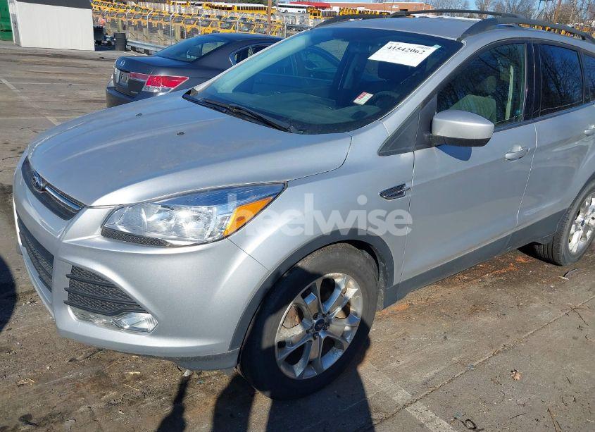 Photo 13 of 2013 Ford Escape SE (VIN 1FMCU9G94DUA37704)