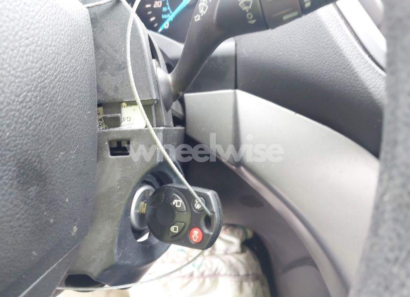 Photo 11 of 2013 Ford Escape SE (VIN 1FMCU9G94DUC52497)