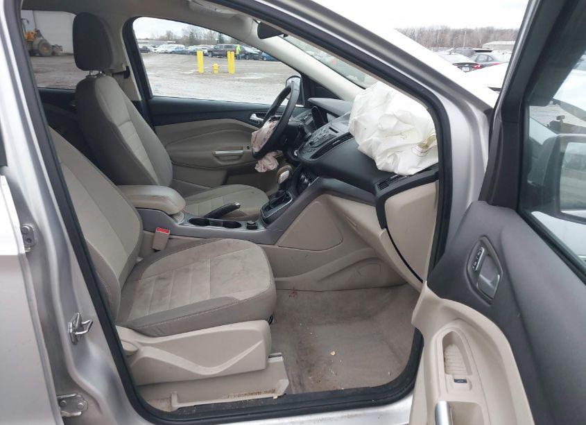 Photo 5 of 2013 Ford Escape SE (VIN 1FMCU9G94DUC72748)