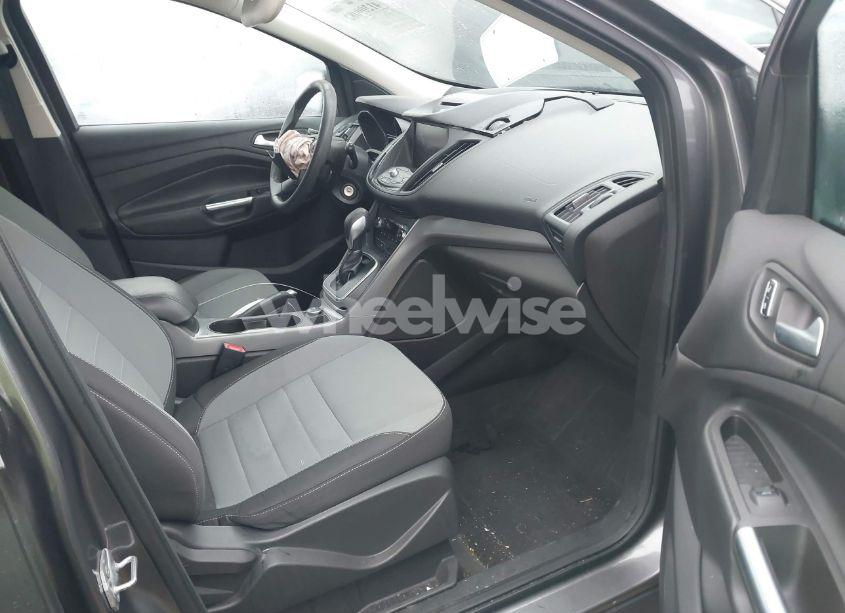 Photo 5 of 2013 Ford Escape SE (VIN 1FMCU9G94DUD86183)