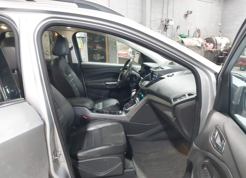 Photo 5 of 2014 Ford Escape SE (VIN 1FMCU9G94EUB36556)