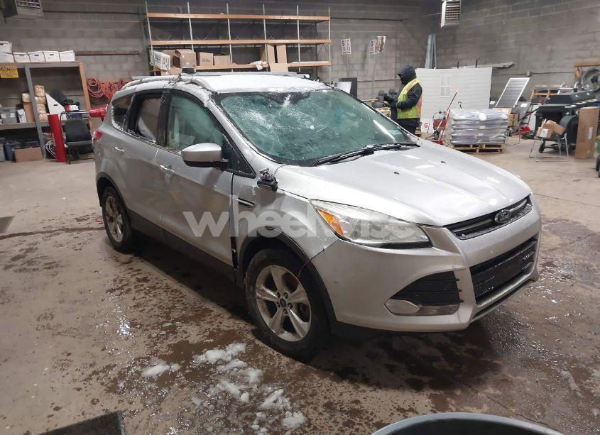 2014 Ford Escape SE (VIN 1FMCU9G94EUB77902) main photo