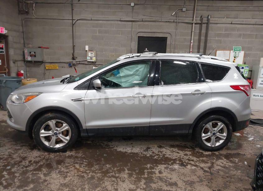 Photo 15 of 2014 Ford Escape SE (VIN 1FMCU9G94EUB77902)