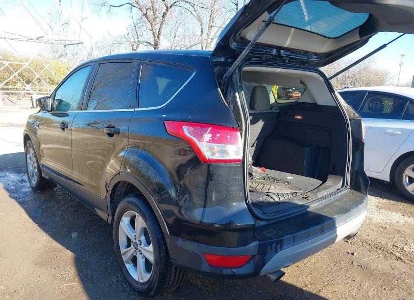 Photo 3 of 2015 Ford Escape SE (VIN 1FMCU9G94FUA10988)