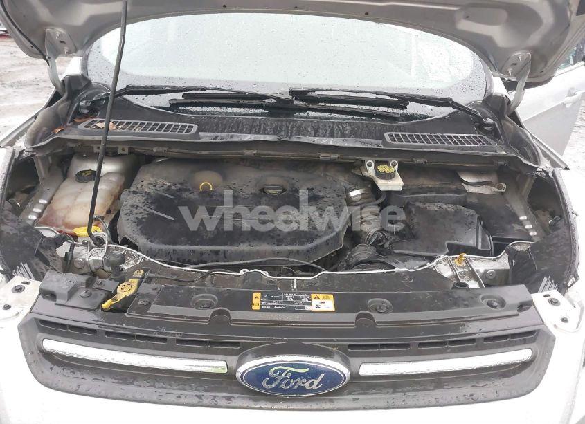 Photo 10 of 2015 Ford Escape SE (VIN 1FMCU9G94FUA80779)