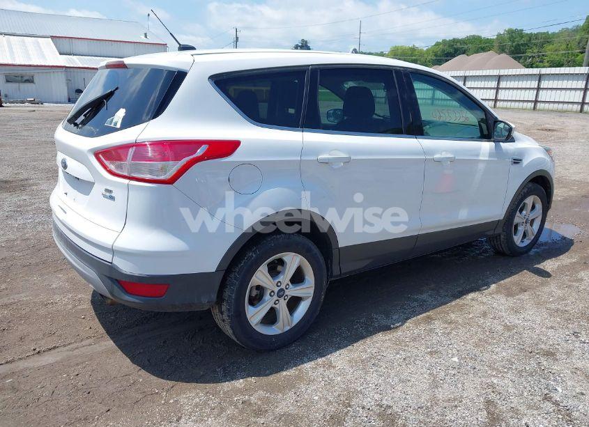 Photo 4 of 2015 Ford Escape SE (VIN 1FMCU9G94FUB09116)