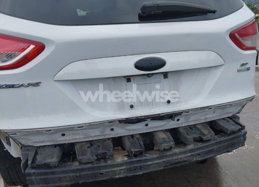 Photo 6 of 2015 Ford Escape SE (VIN 1FMCU9G94FUB13800)