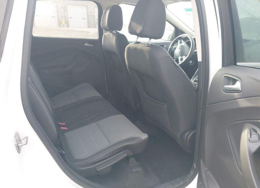 Photo 8 of 2015 Ford Escape SE (VIN 1FMCU9G94FUC02802)