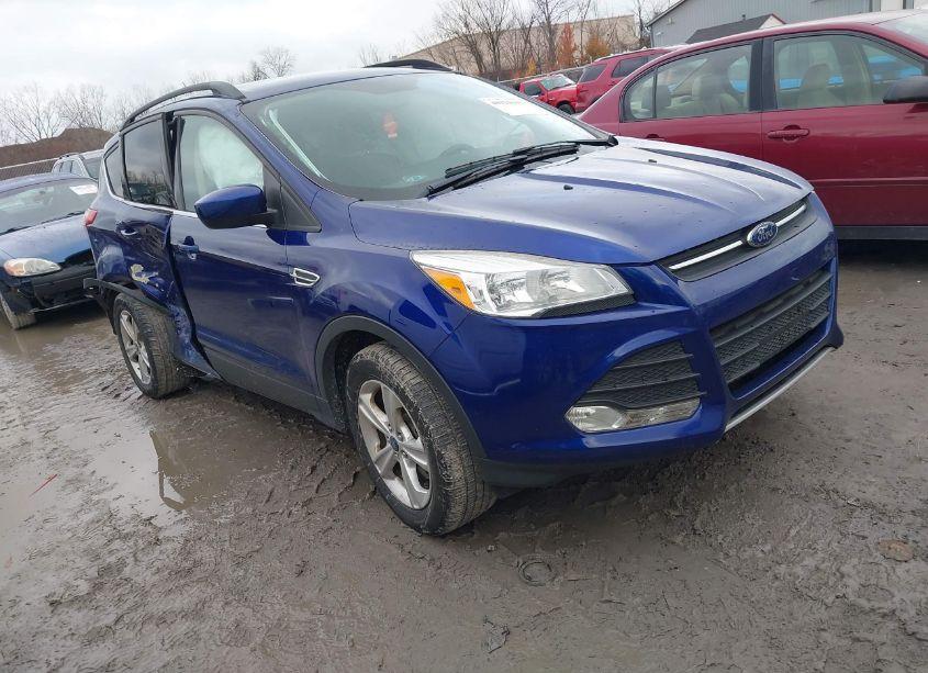 2016 Ford Escape SE (VIN 1FMCU9G94GUA63577) main photo