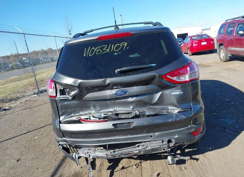 Photo 16 of 2016 Ford Escape SE (VIN 1FMCU9G94GUC16667)