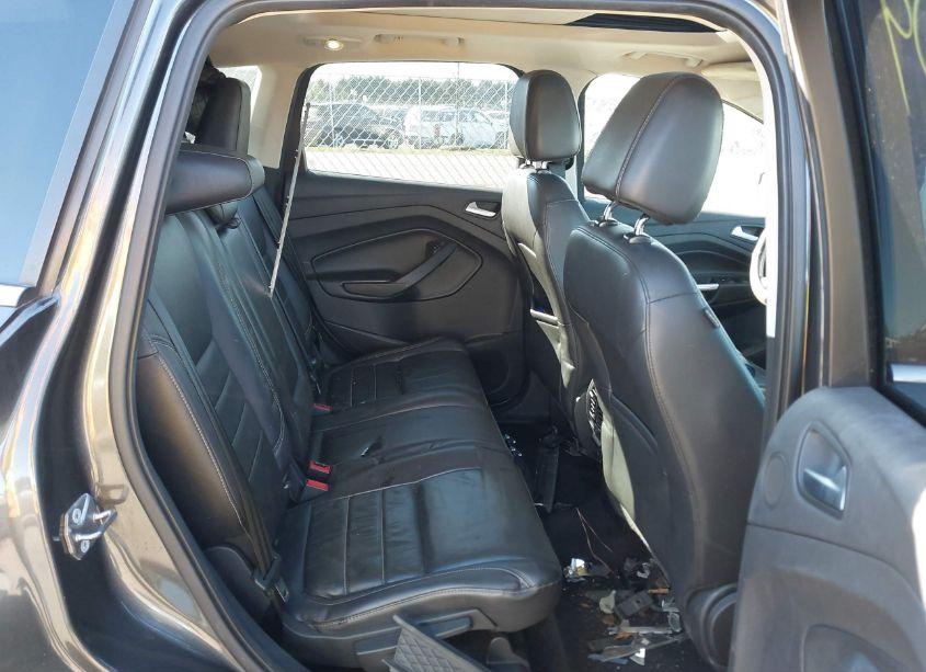 Photo 8 of 2016 Ford Escape SE (VIN 1FMCU9G94GUC16667)