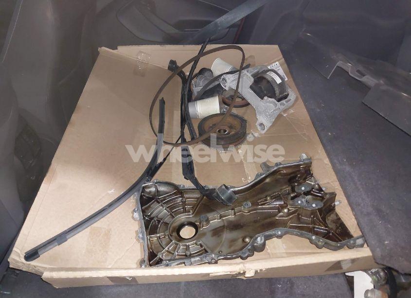 Photo 12 of 2017 Ford Escape SE (VIN 1FMCU9G94HUA08418)