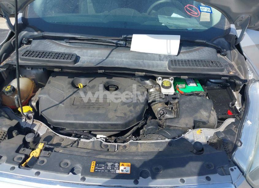 Photo 10 of 2017 Ford Escape SE (VIN 1FMCU9G94HUA69509)