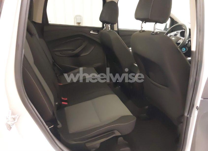 Photo 8 of 2017 Ford Escape SE (VIN 1FMCU9G94HUA83488)