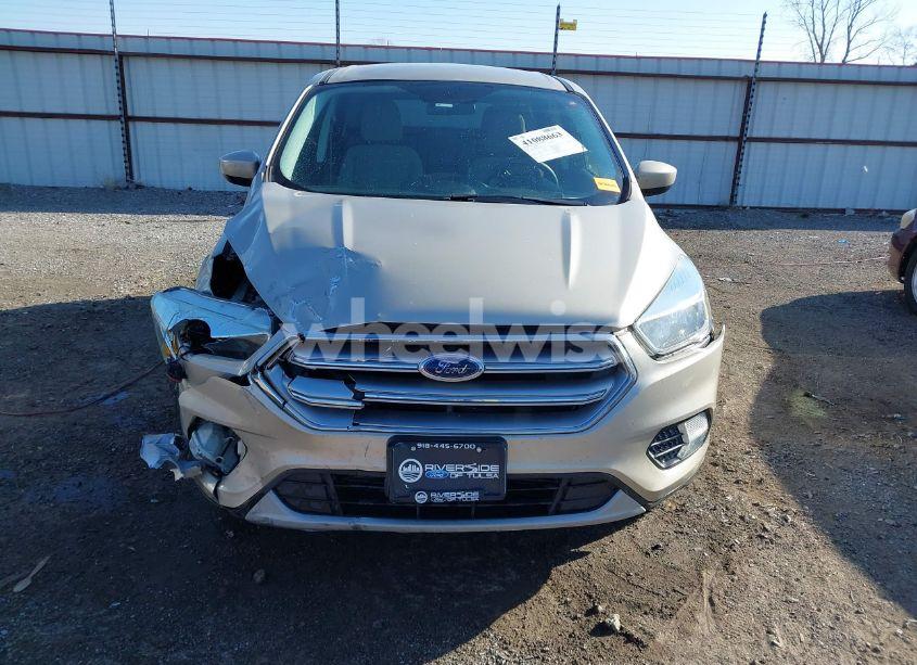 Photo 12 of 2017 Ford Escape SE (VIN 1FMCU9G94HUB20264)