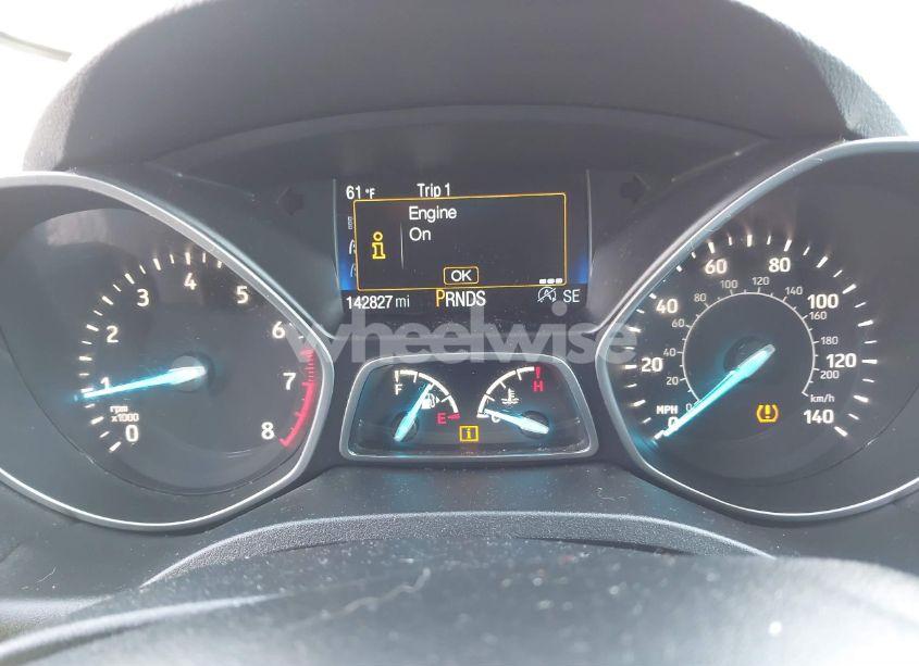 Photo 7 of 2017 Ford Escape SE (VIN 1FMCU9G94HUB25559)