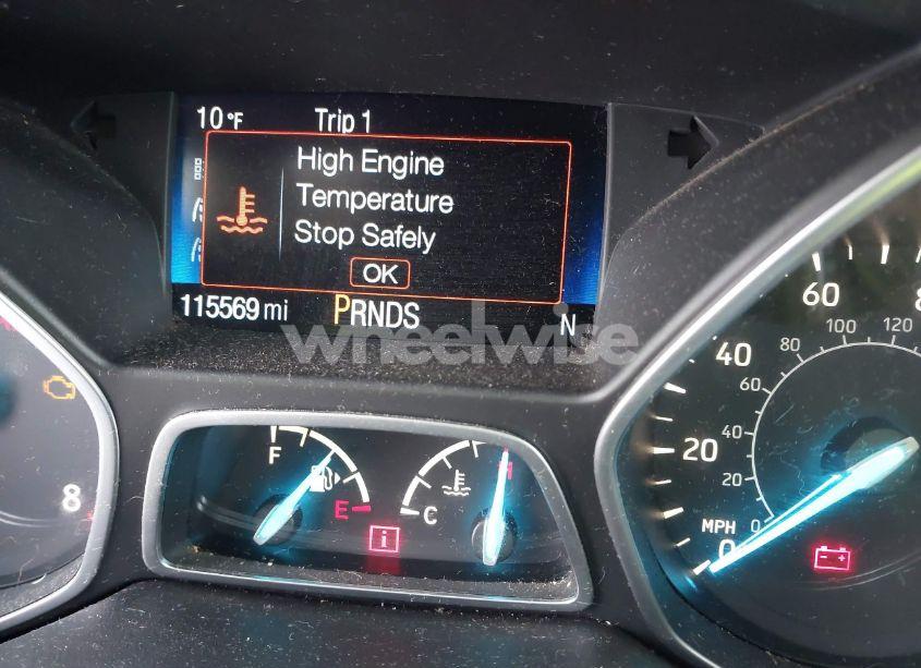 Photo 15 of 2017 Ford Escape SE (VIN 1FMCU9G94HUC17366)