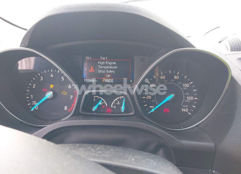 Photo 7 of 2017 Ford Escape SE (VIN 1FMCU9G94HUC17366)