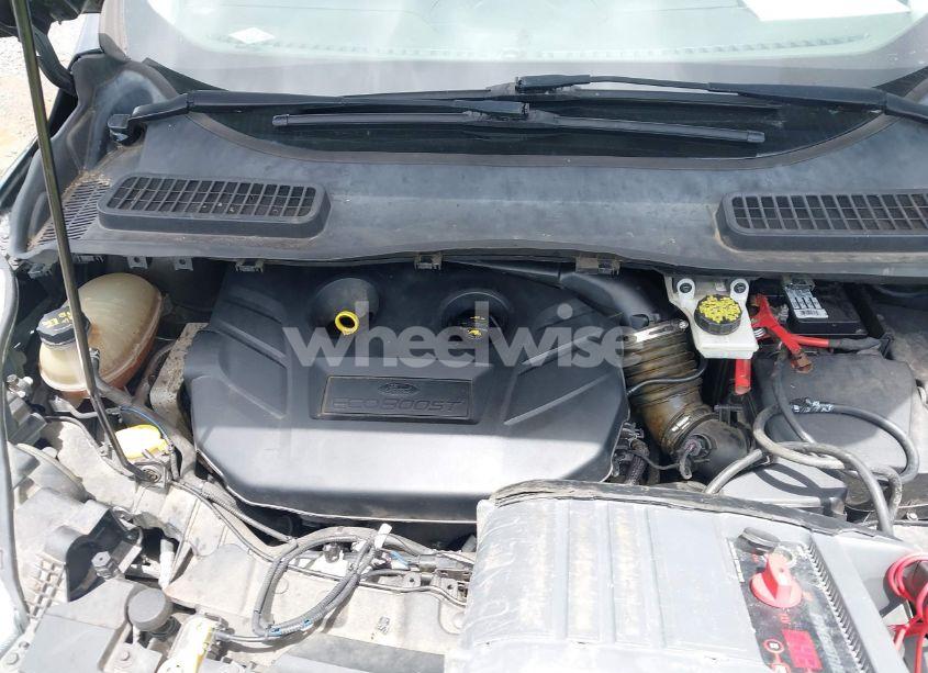 Photo 10 of 2017 Ford Escape SE (VIN 1FMCU9G94HUC43059)