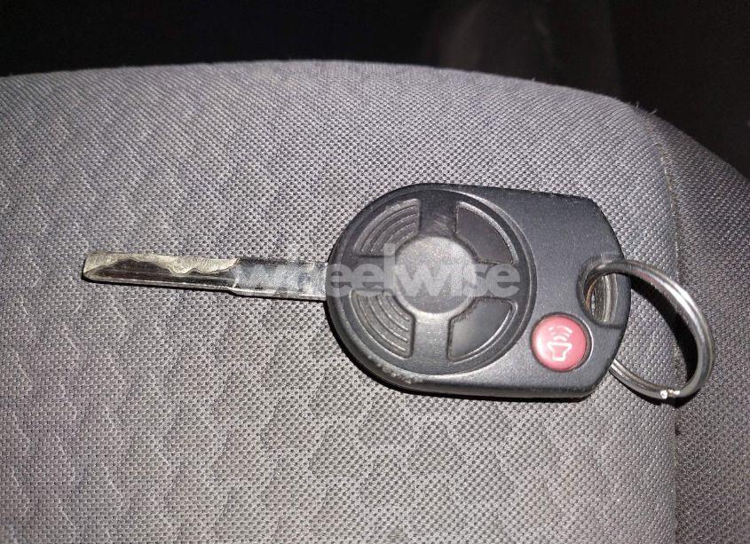 Photo 11 of 2017 Ford Escape SE (VIN 1FMCU9G94HUE11492)