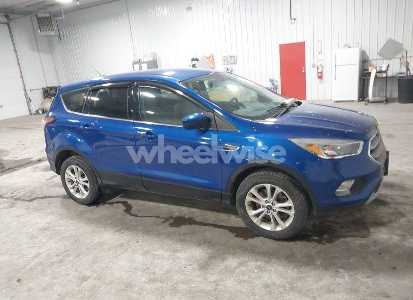 Photo 13 of 2017 Ford Escape SE (VIN 1FMCU9G94HUE73233)