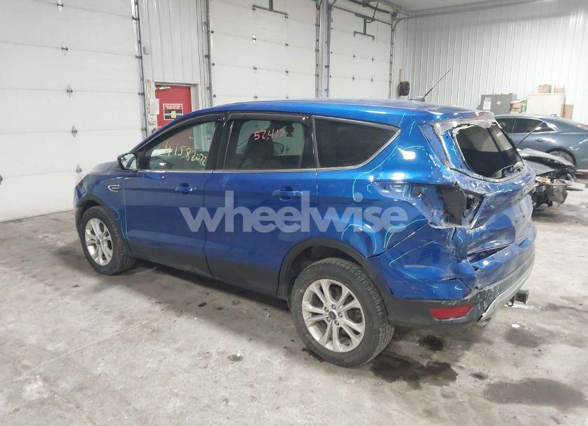 Photo 3 of 2017 Ford Escape SE (VIN 1FMCU9G94HUE73233)