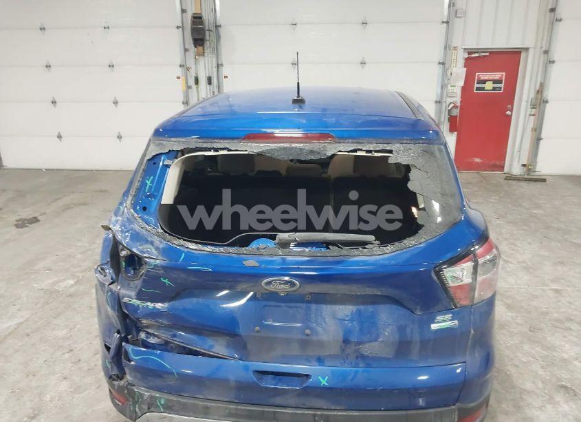 Photo 6 of 2017 Ford Escape SE (VIN 1FMCU9G94HUE73233)