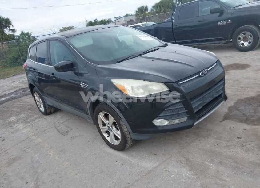 2013 Ford Escape SE (VIN 1FMCU9G95DUA73899) main photo