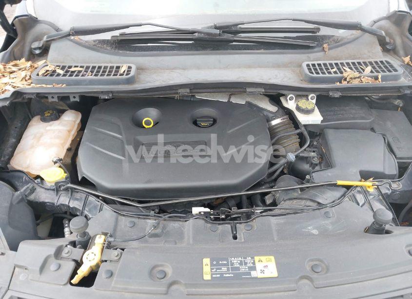 Photo 10 of 2013 Ford Escape SE (VIN 1FMCU9G95DUA73899)