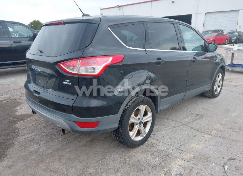 Photo 4 of 2013 Ford Escape SE (VIN 1FMCU9G95DUA73899)