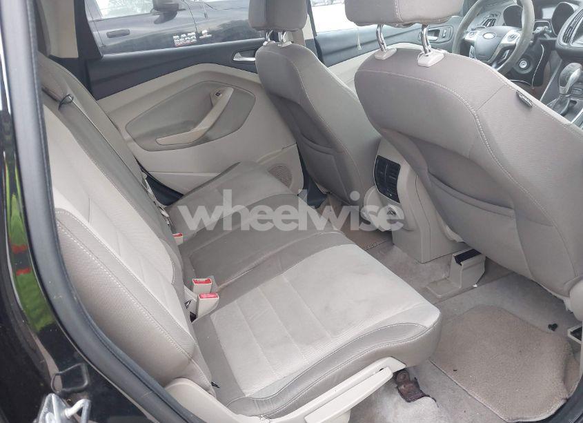 Photo 8 of 2013 Ford Escape SE (VIN 1FMCU9G95DUA73899)