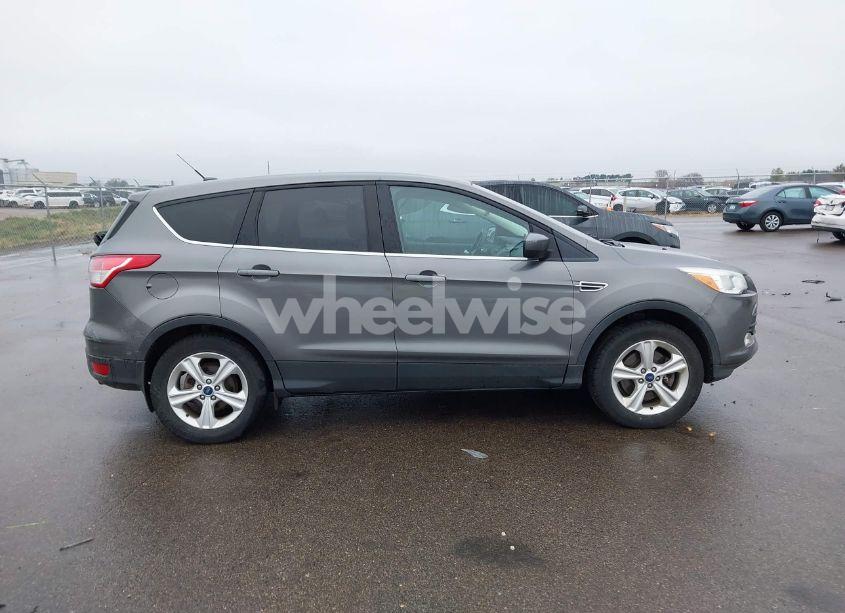 Photo 14 of 2013 Ford Escape SE (VIN 1FMCU9G95DUB39948)
