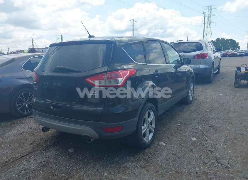 Photo 4 of 2013 Ford Escape SE (VIN 1FMCU9G95DUC56302)