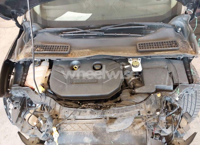 Photo 10 of 2014 Ford Escape SE (VIN 1FMCU9G95EUA16328)