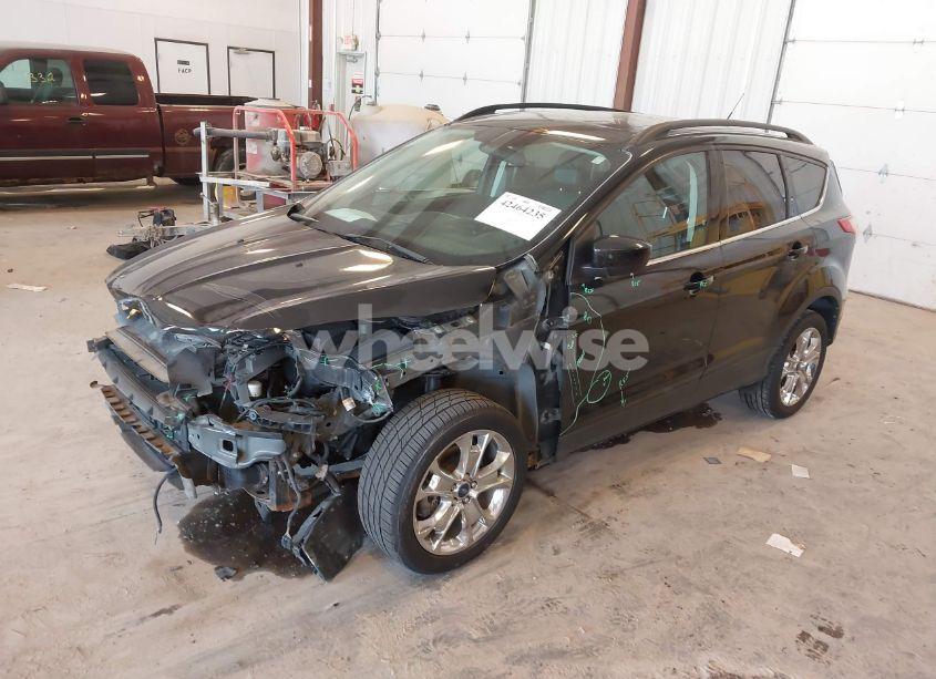 Photo 2 of 2014 Ford Escape SE (VIN 1FMCU9G95EUA16328)