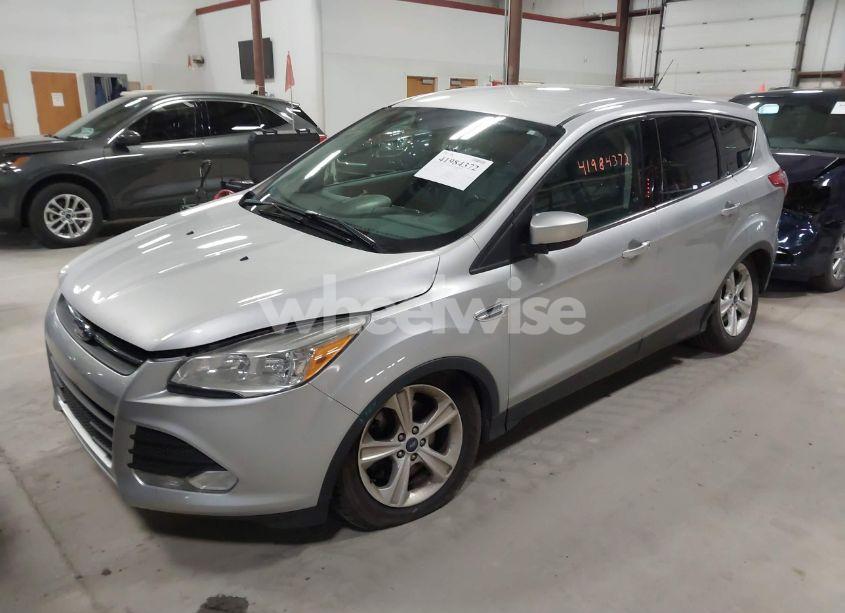 Photo 2 of 2014 Ford Escape SE (VIN 1FMCU9G95EUA93345)