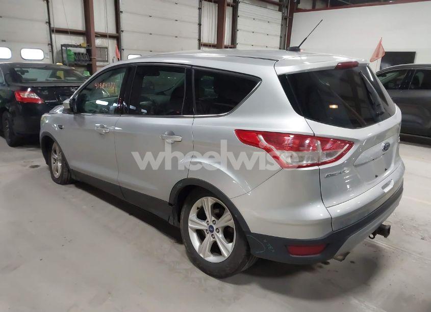 Photo 3 of 2014 Ford Escape SE (VIN 1FMCU9G95EUA93345)