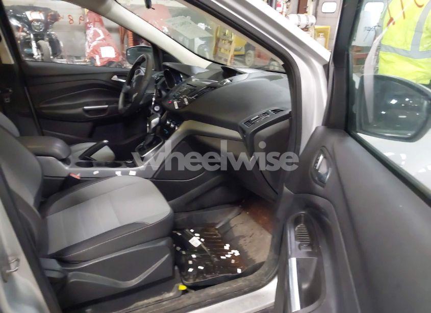 Photo 5 of 2014 Ford Escape SE (VIN 1FMCU9G95EUA93345)