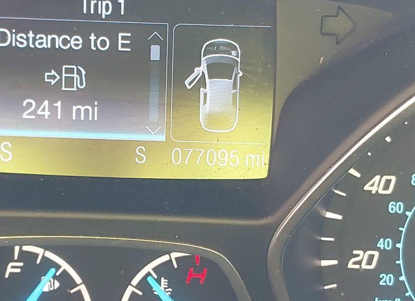 Photo 16 of 2014 Ford Escape SE (VIN 1FMCU9G95EUB11326)