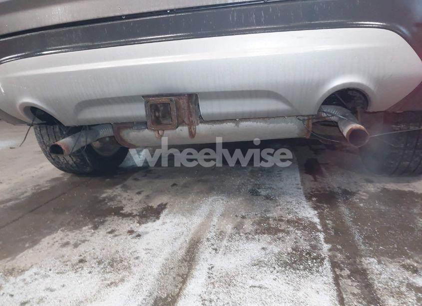 Photo 6 of 2014 Ford Escape SE (VIN 1FMCU9G95EUE19998)